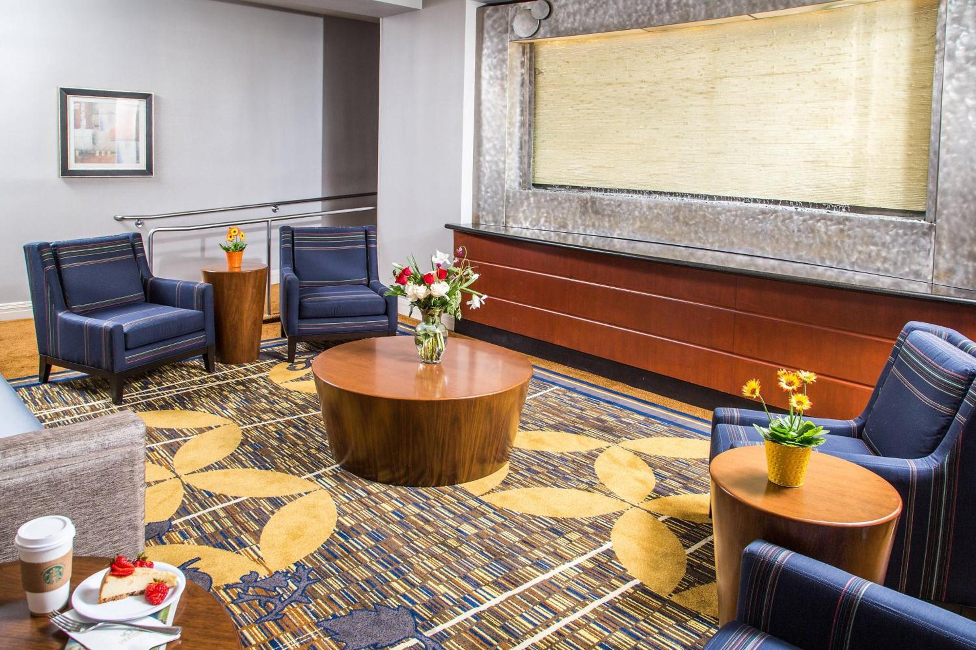 Courtyard By Marriott Los Angeles Pasadena/Monrovia Exterior foto