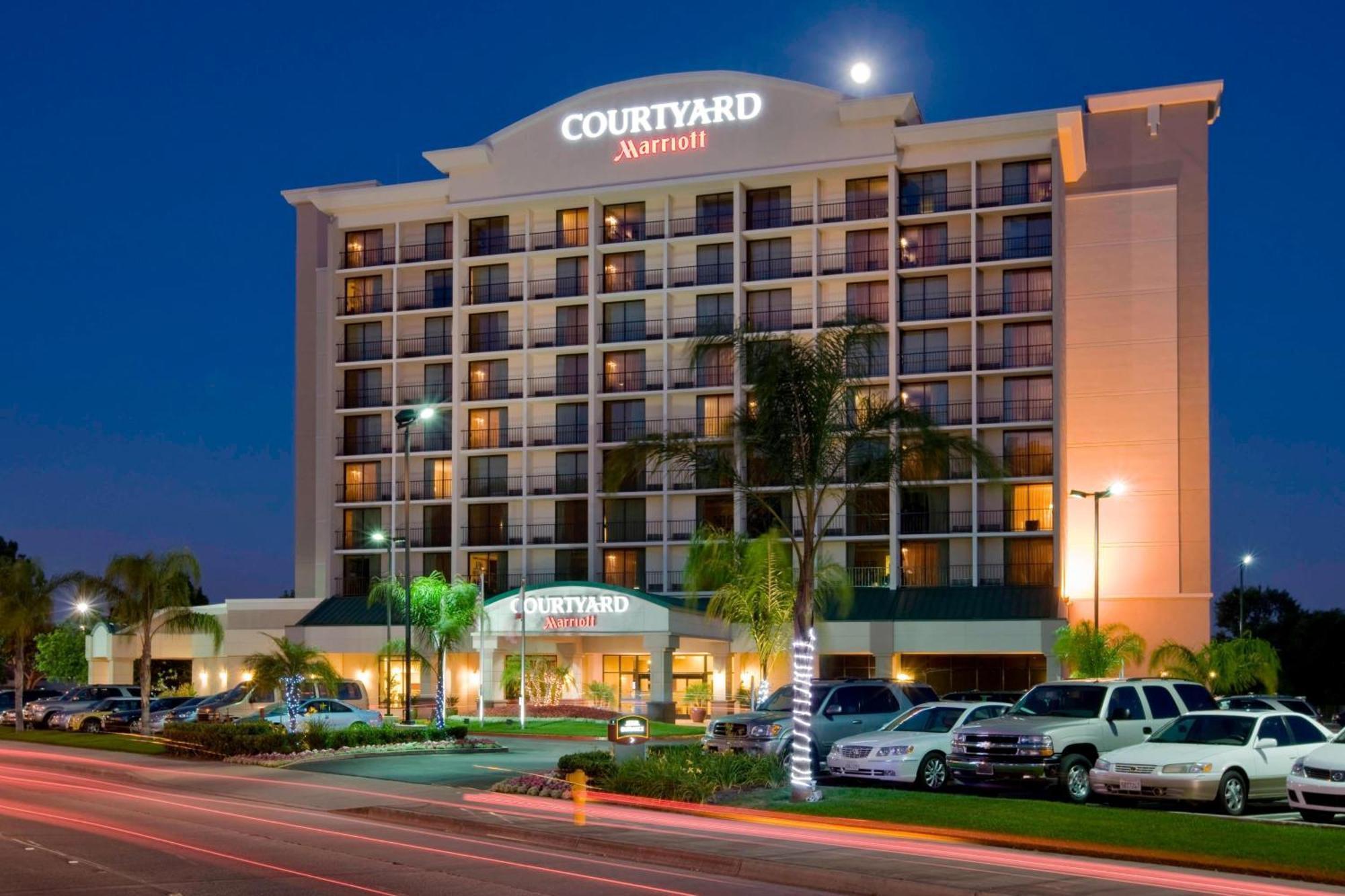Courtyard By Marriott Los Angeles Pasadena/Monrovia Exterior foto